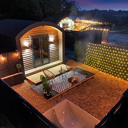 The Nest @The Outside Inn Mountfield Exterior photo